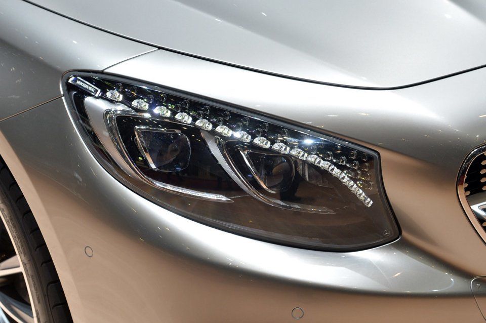 YEN MERCEDES S SERS COUPE CENEVRE RESM GALERS