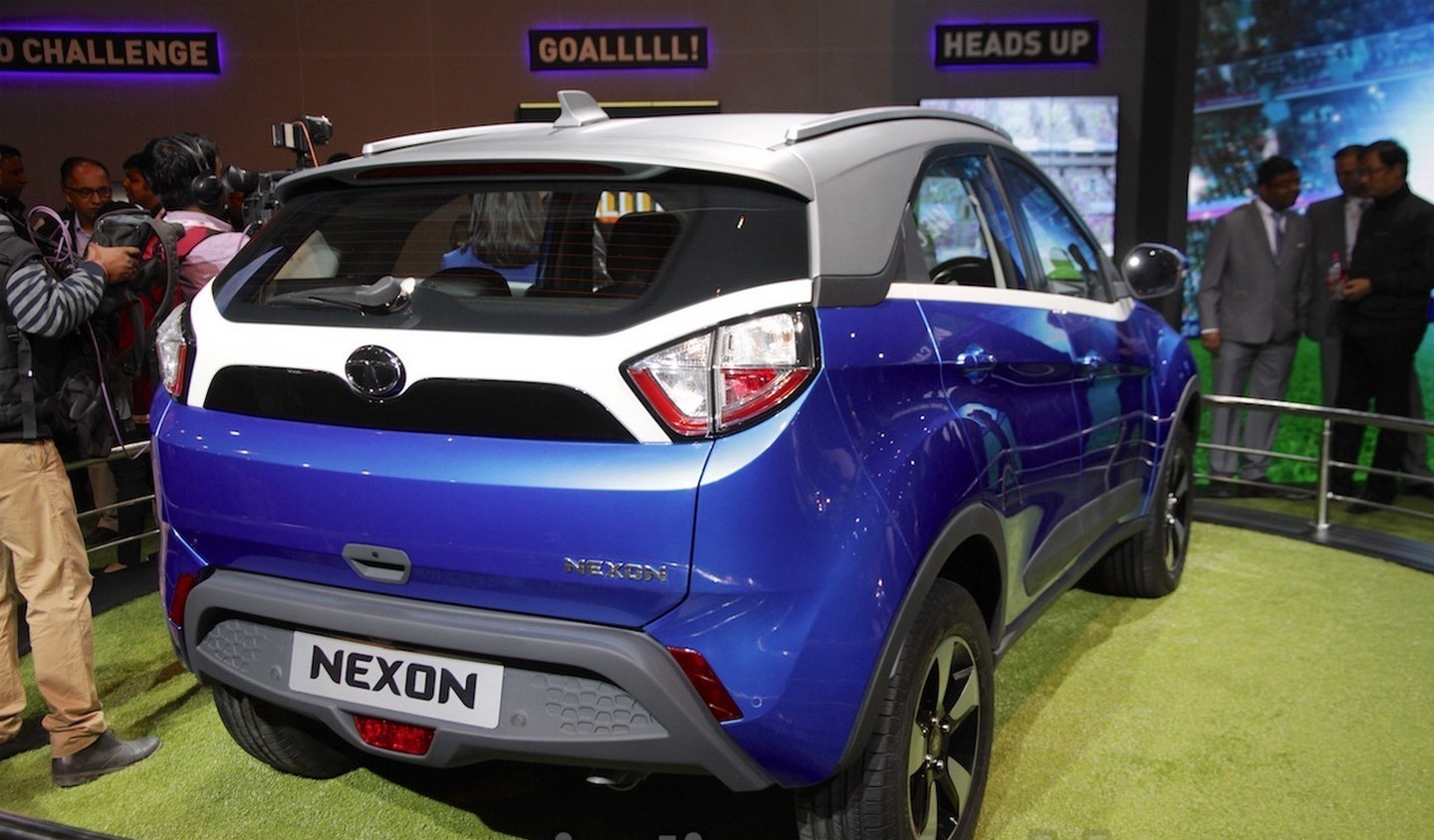 2016 Tata Nexon Crossover Resim Galerisi