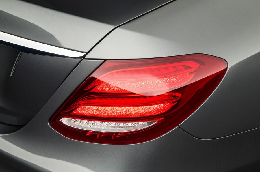 2016 Mercedes E Serisi �zel Resim Galerisi