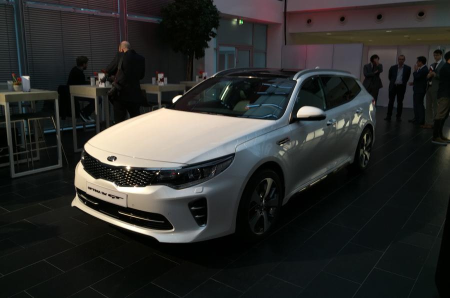 2016 Kia Optima Sportswagon Resim Galerisi