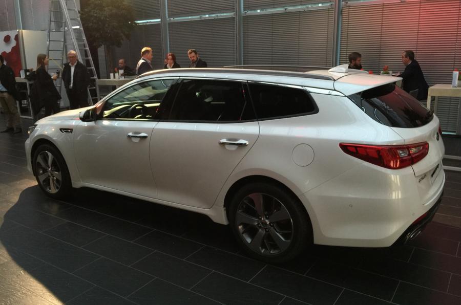 2016 Kia Optima Sportswagon Resim Galerisi
