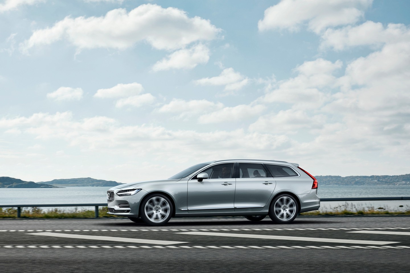 2016 Volvo V90 Detayl� Resim Galerisi