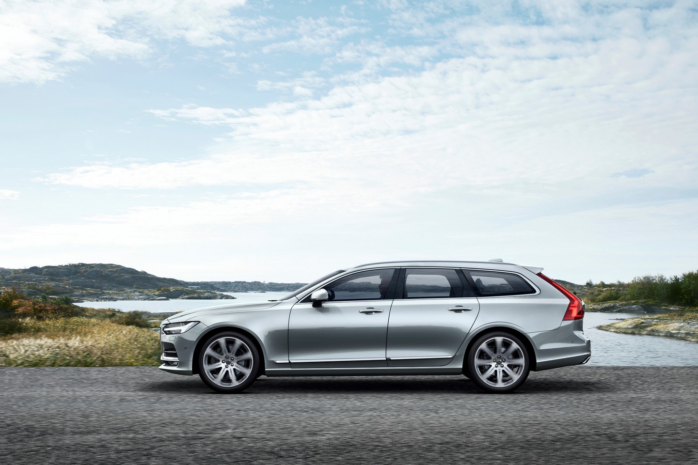 2016 Volvo V90 Detayl� Resim Galerisi