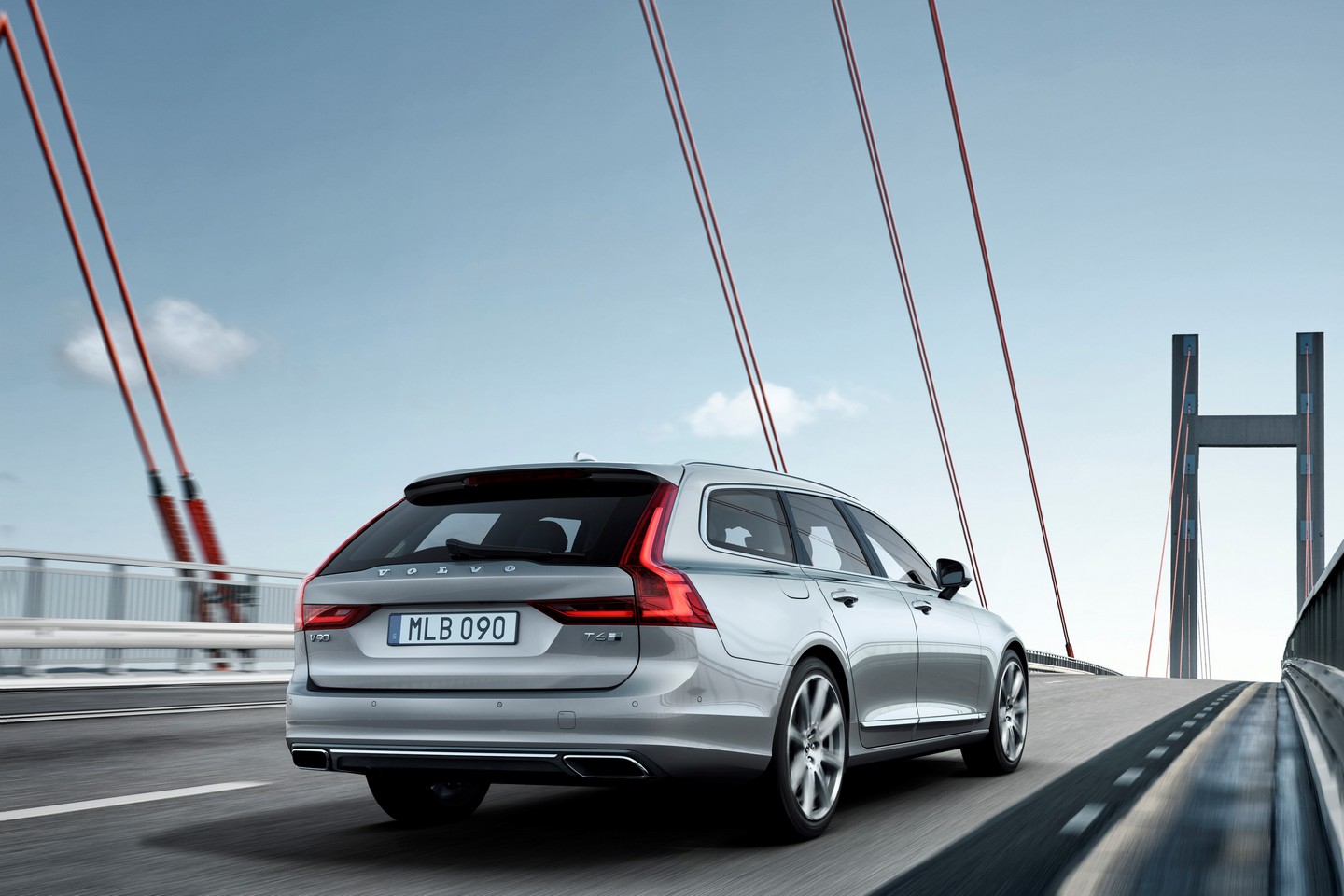 2016 Volvo V90 Detayl� Resim Galerisi