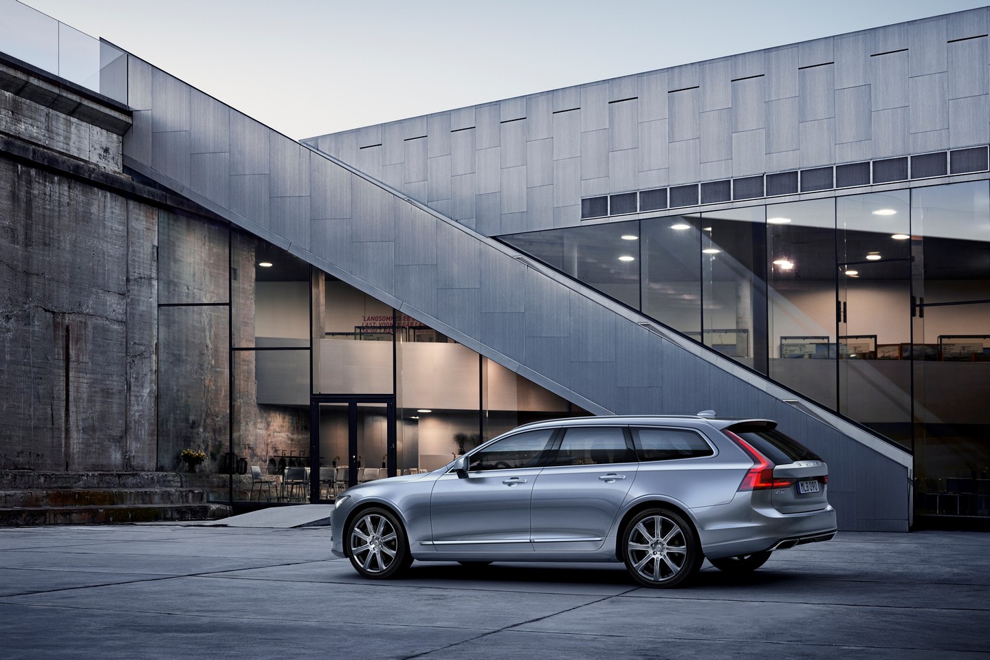2016 Volvo V90 Detayl� Resim Galerisi
