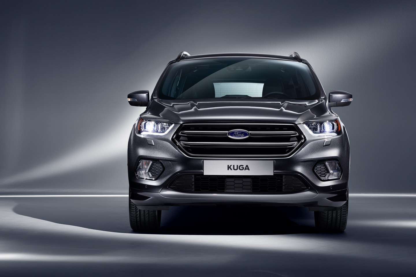 2016 Ford Kuga Makyaj Resim Galerisi