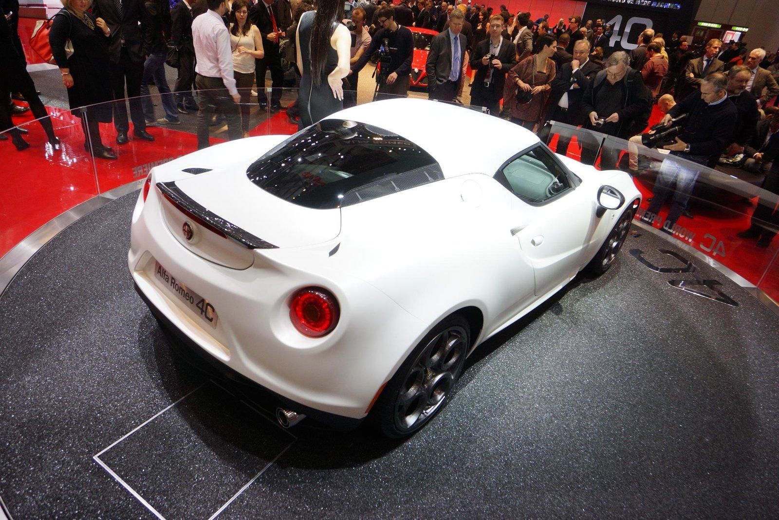 ALFA ROMEO 4C CENEVRE GALER