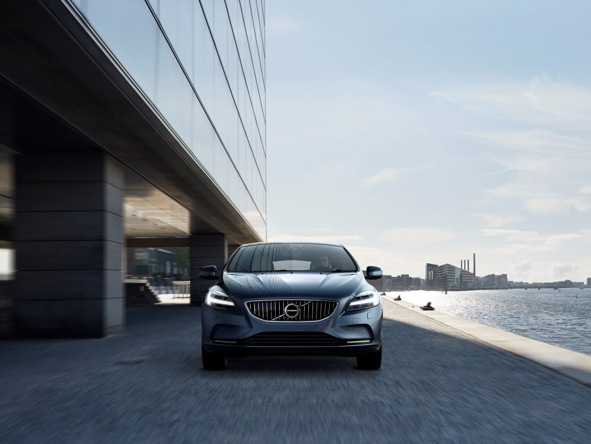 2016 Volvo V40 Resim Galerisi