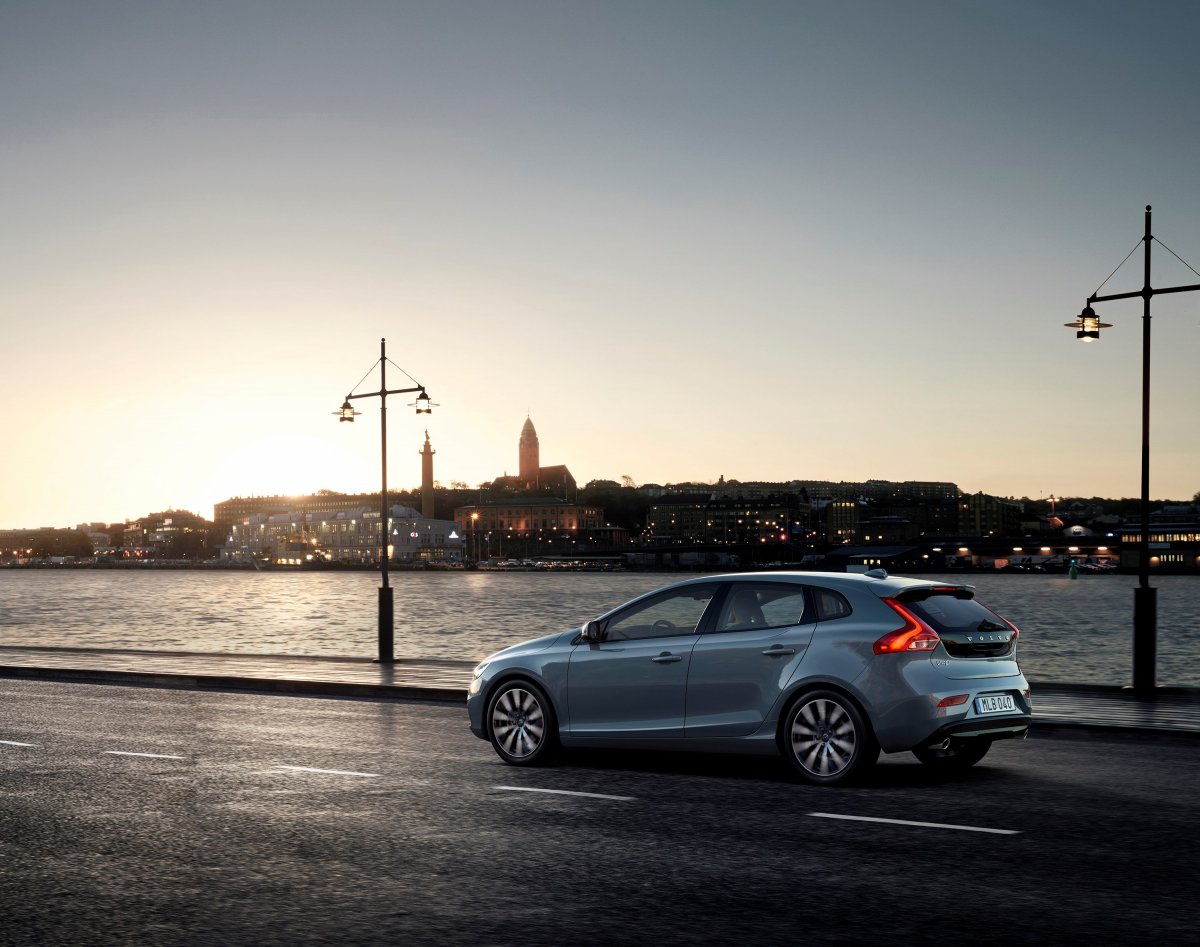 2016 Volvo V40 Resim Galerisi