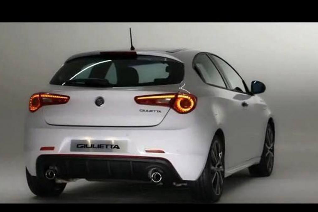 2016 Alfa Romeo Giulietta Resim Galerisi