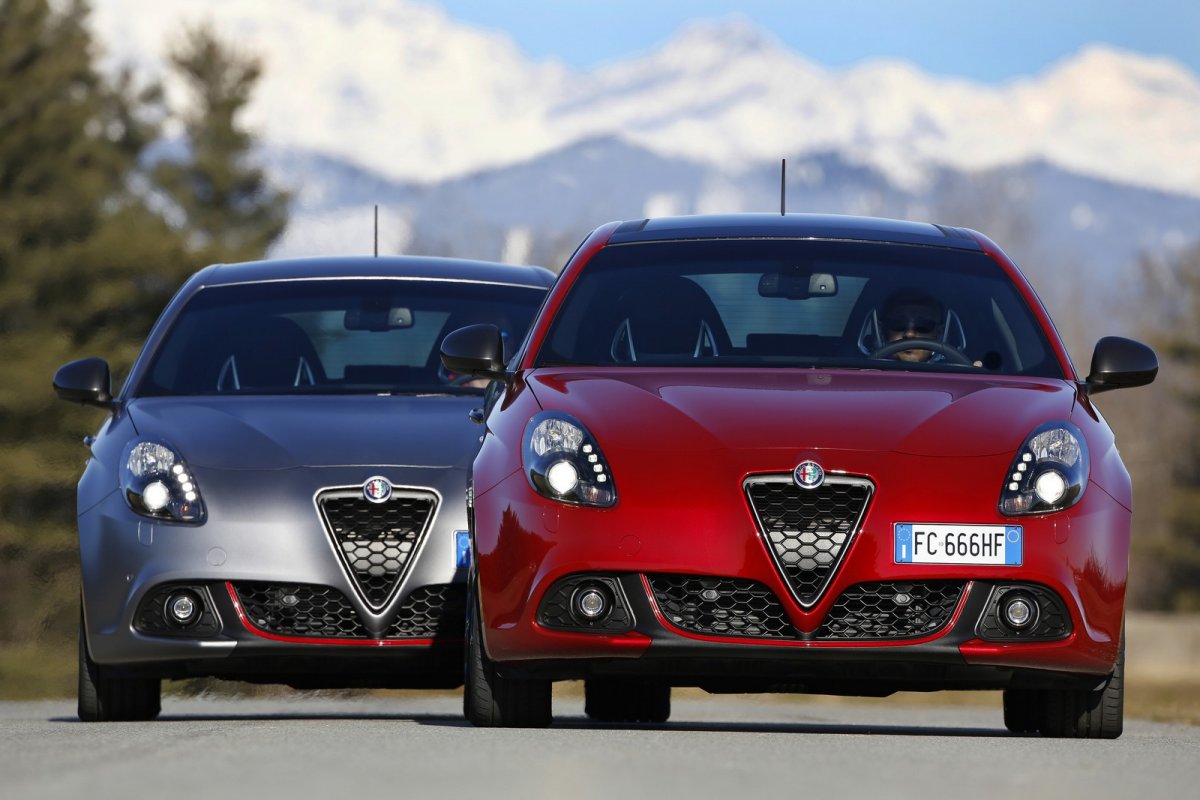 2016 Makyajl� Alfa Romeo Giulietta Detayl� Resim Galerisi