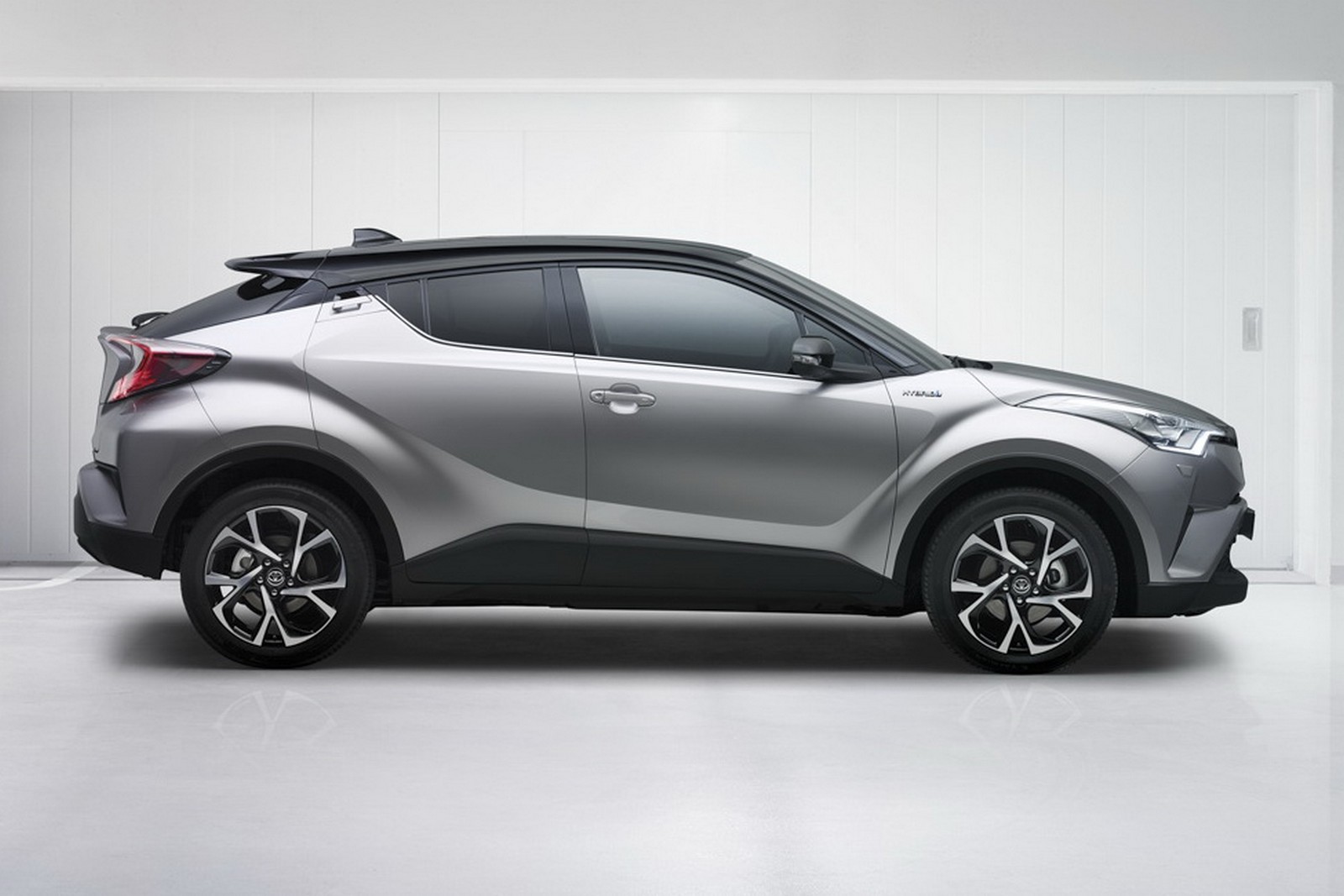 Toyota C-HR 2016 �lk Resim Galerisi