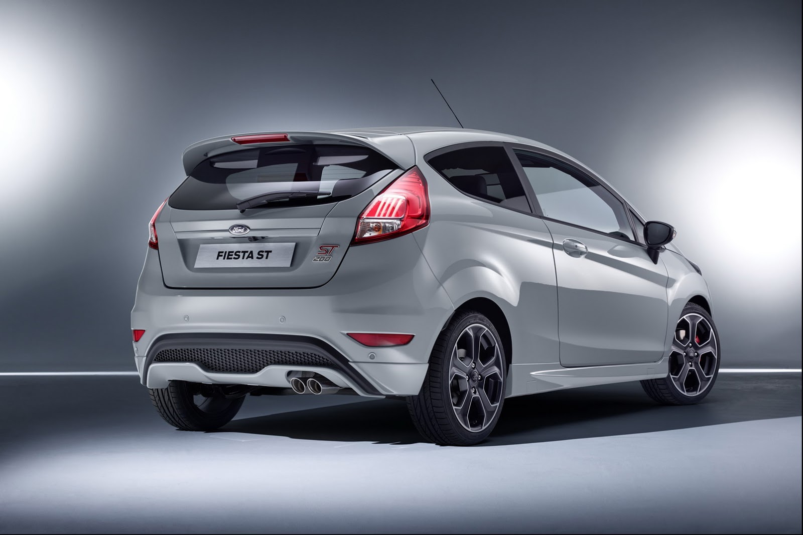 2016 Ford Fiesta ST200 Resim Galerisi