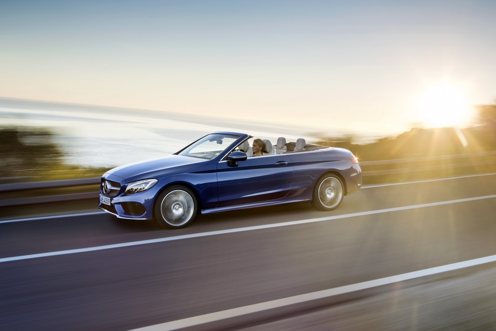 Mercedes C Serisi Cabriolet 2016 Resim Galerisi