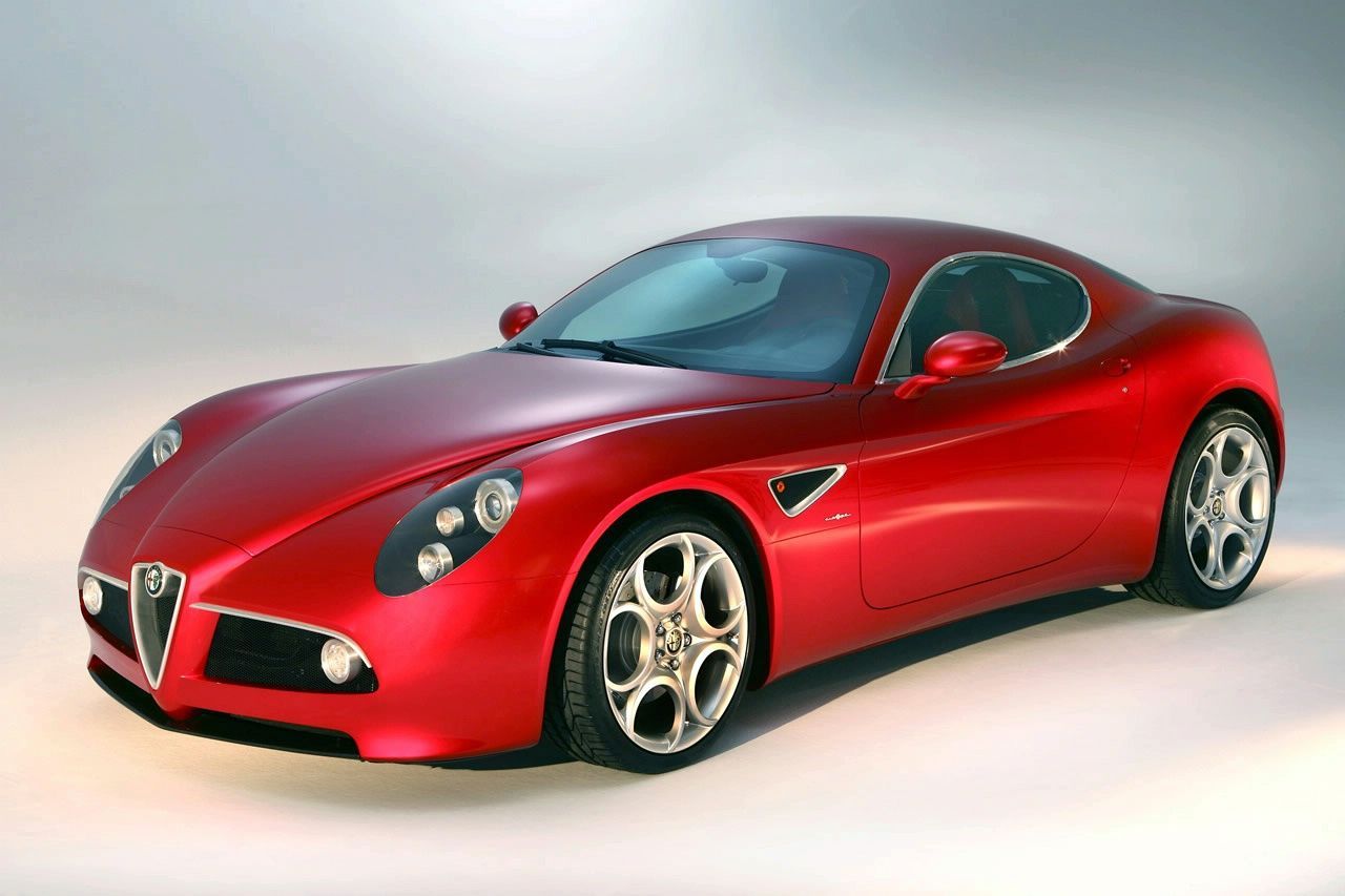 ALFA ROMEO 8C COMPETZONE GALER