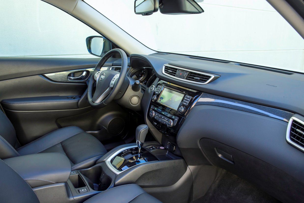YEN NSSAN X-TRAL 1.6 DCI XTRONIC DETAYLI RESM GALERS