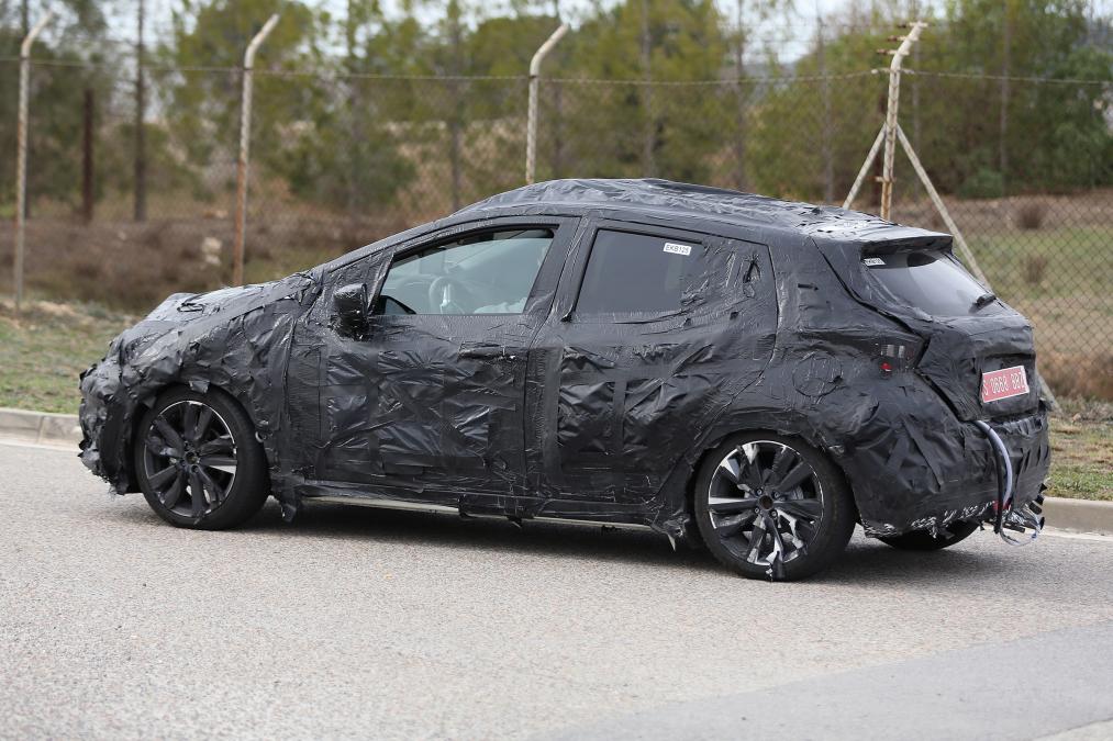 2017 Nissan Micra Kamuflajl� Resim Galerisi