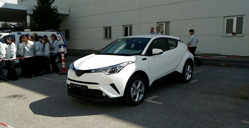 Toyota C-HR �lk �retim Resim Galerisi