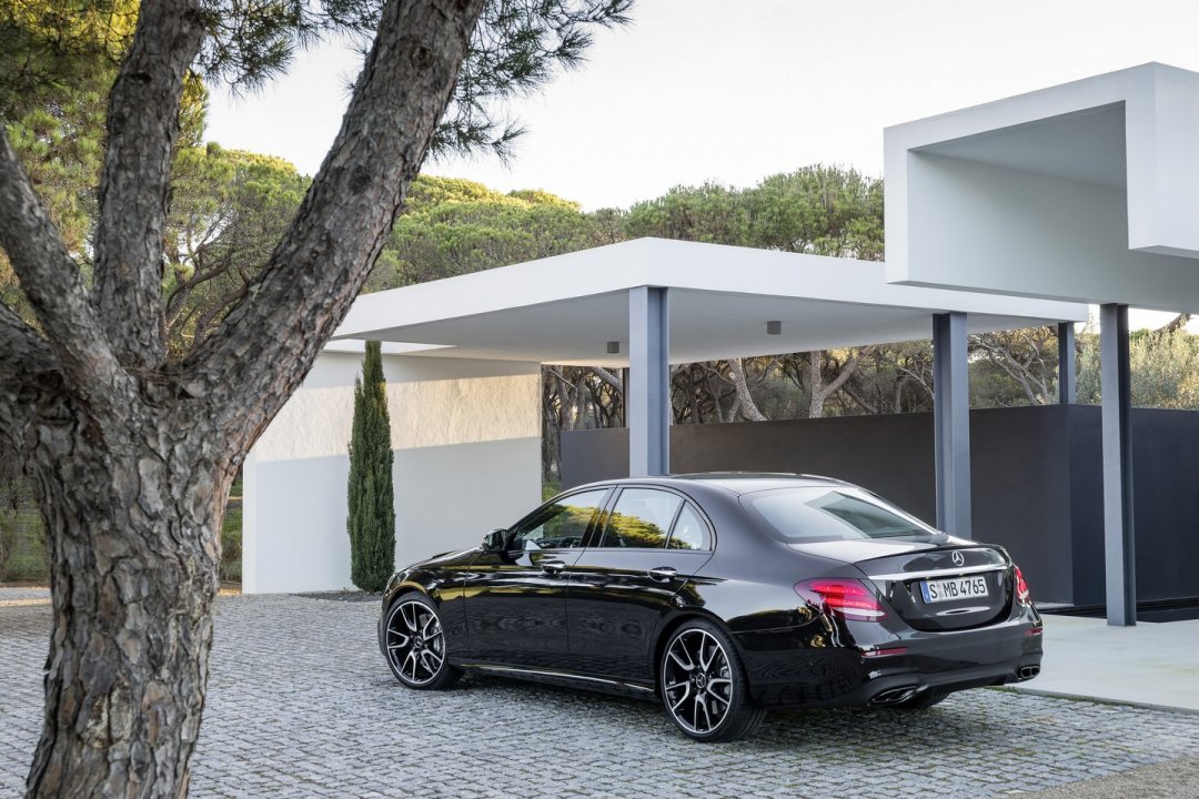 2017 Mercedes AMG E43 4MATIC Resim Galerisi