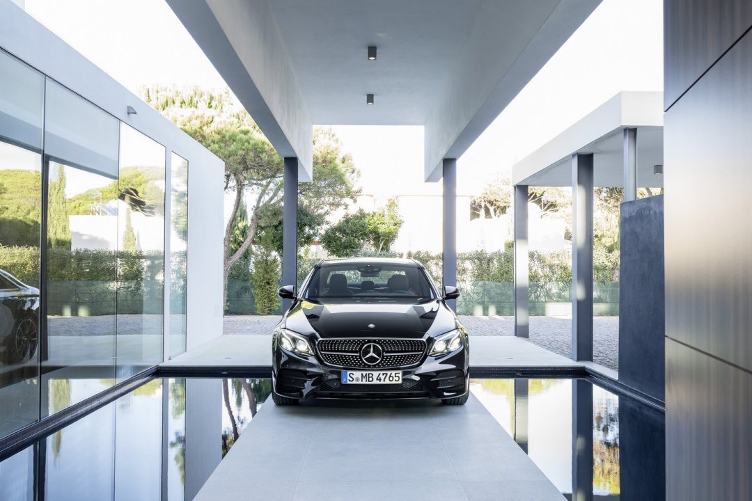 2017 Mercedes AMG E43 4MATIC Resim Galerisi