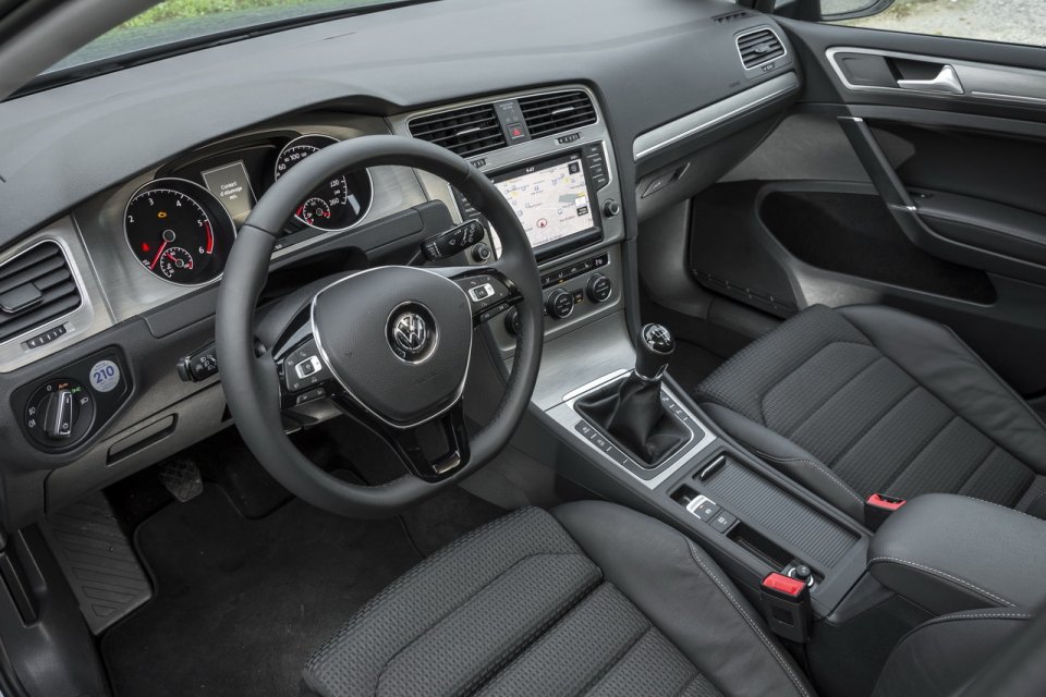 2016 Renault Megane VW Golf Kar��la�t�rma Resim Galerisi