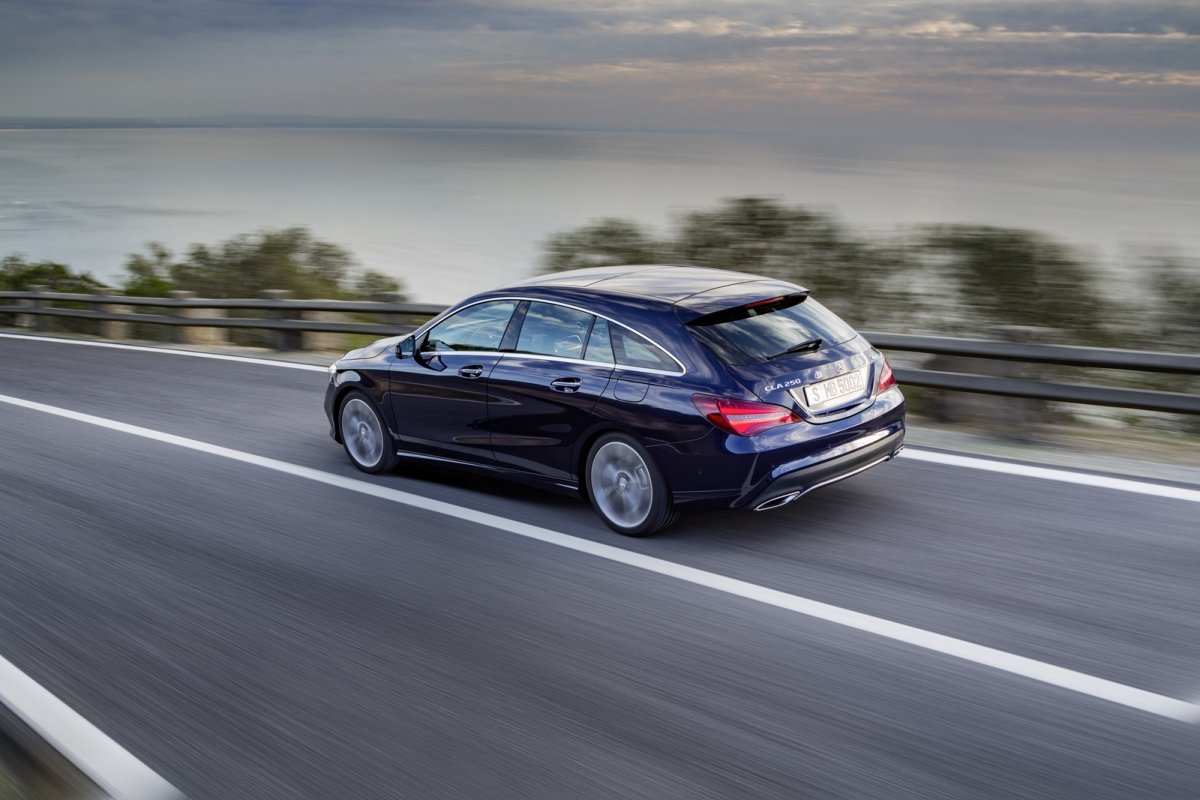 2016 Makyajl� Mercedes CLA ve CLA Shooting Brake Resim Galerisi