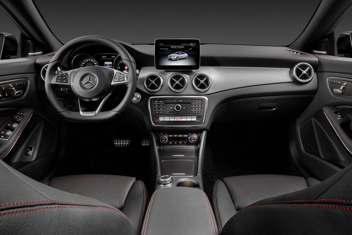 2016 Makyajl� Mercedes CLA ve CLA Shooting Brake Resim Galerisi
