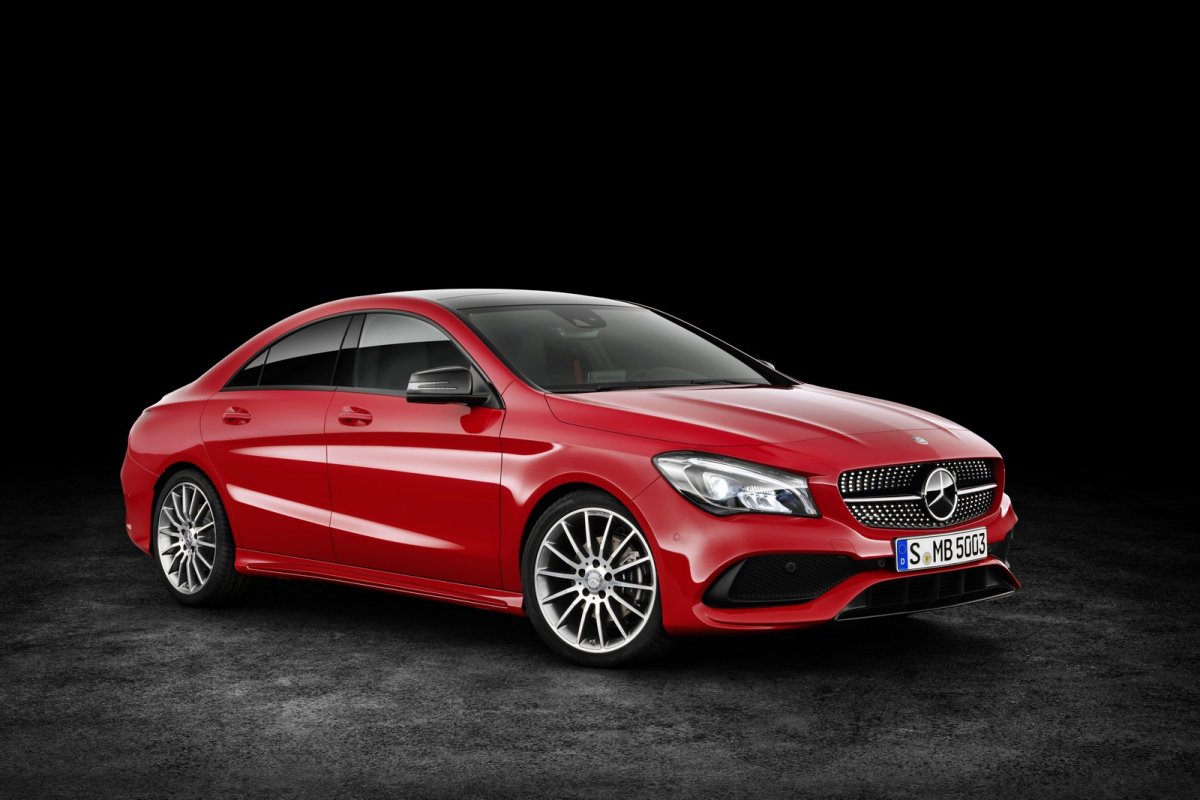 2016 Makyajl� Mercedes CLA ve CLA Shooting Brake Resim Galerisi
