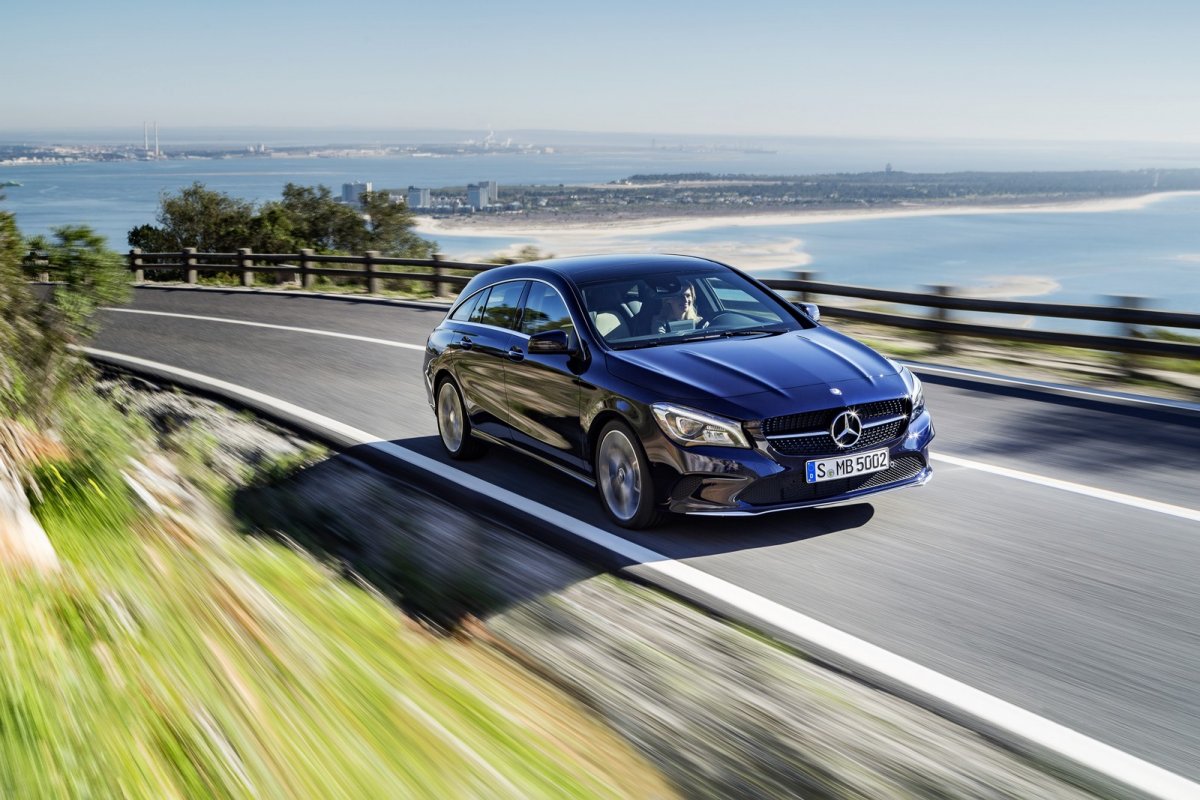 2016 Makyajl� Mercedes CLA ve CLA Shooting Brake Resim Galerisi