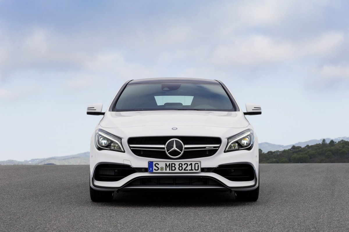 2016 Makyajl� Mercedes CLA ve CLA Shooting Brake Resim Galerisi