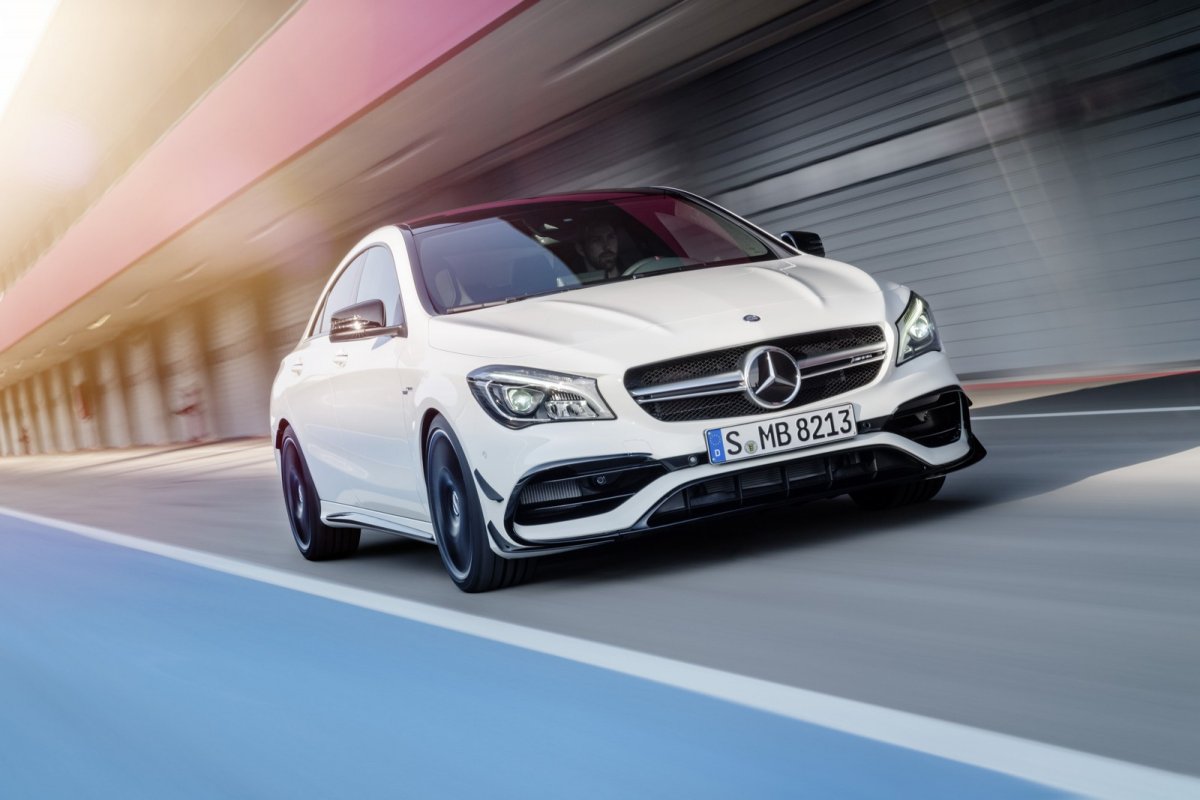 2016 Makyajl� Mercedes CLA ve CLA Shooting Brake Resim Galerisi