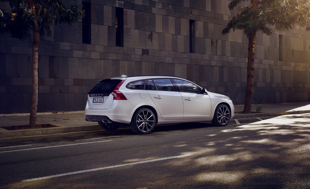 Volvo S60 ve V60 Edition Resim Galerisi