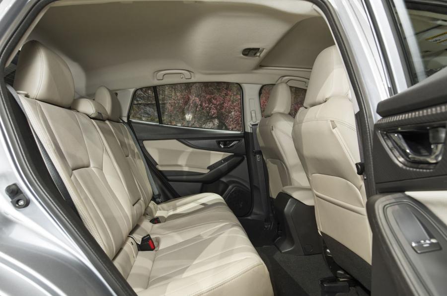 2017 Subaru Impreza Hatchback �lk Resim Galerisi 