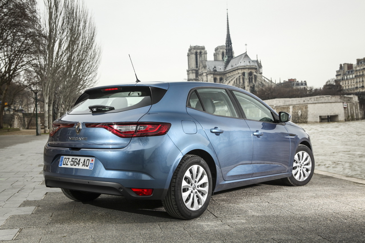 Yeni Renault Megane Canl� Resim Galerisi