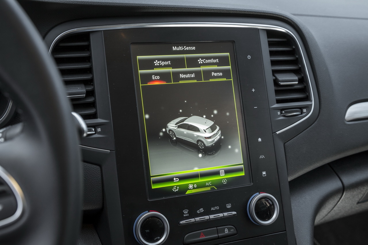 Yeni Renault Megane Canl� Resim Galerisi