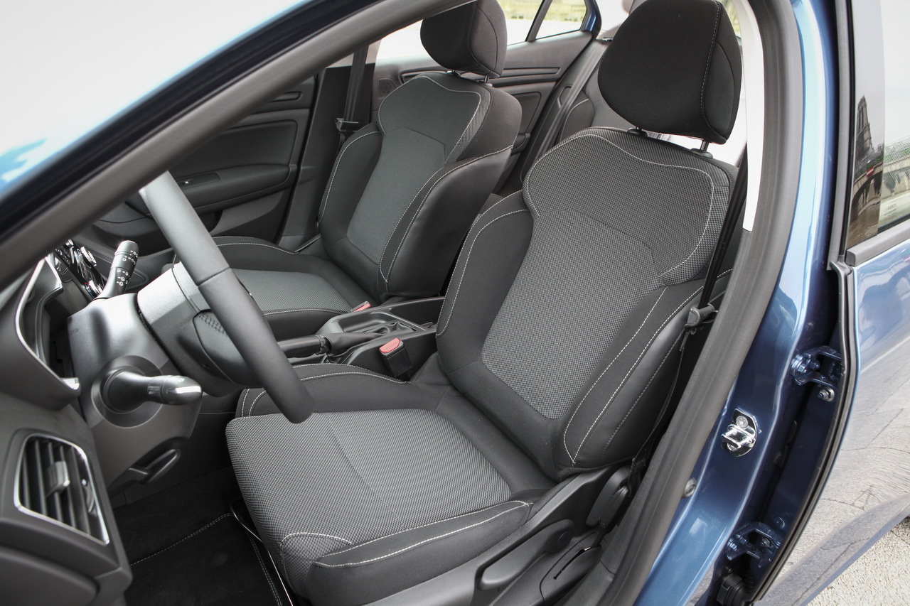 Yeni Renault Megane Canl� Resim Galerisi