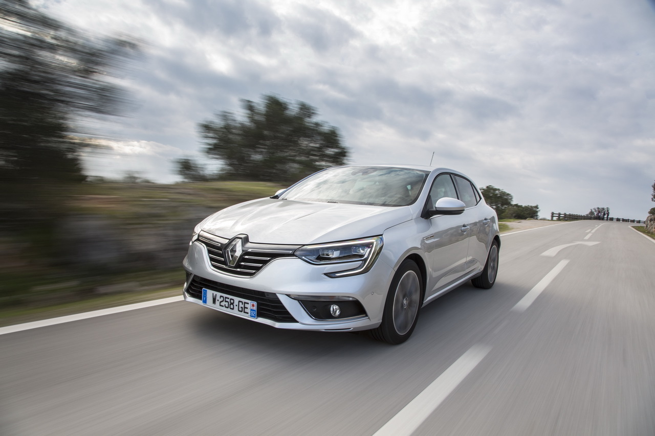 Yeni Renault Megane Canl� Resim Galerisi