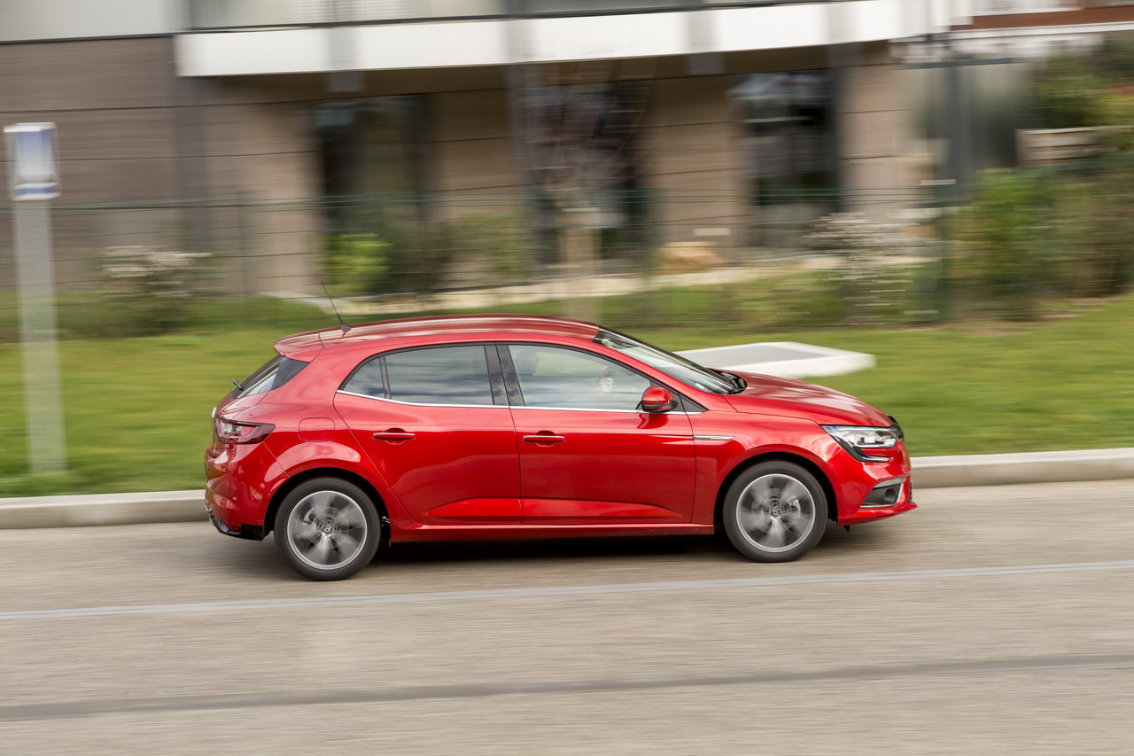 Yeni Renault Megane Canl� Resim Galerisi