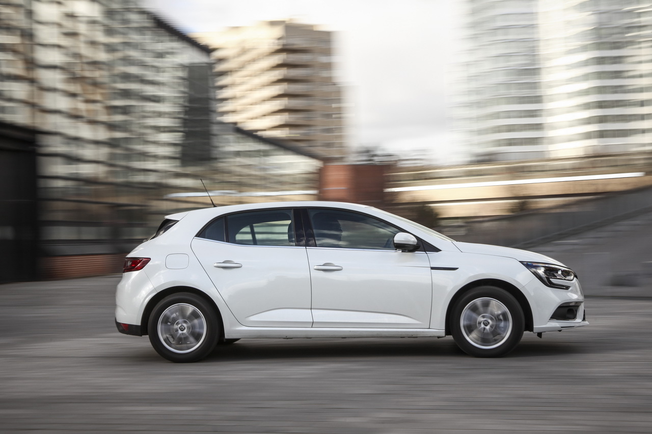 Yeni Renault Megane Canl� Resim Galerisi