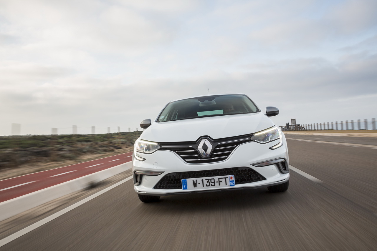 Yeni Renault Megane Canl� Resim Galerisi