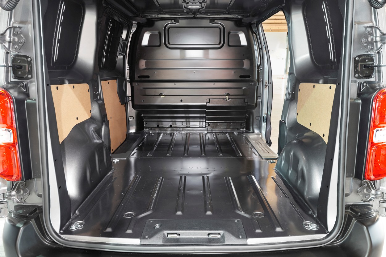 Yeni Toyota Proace Van 2016