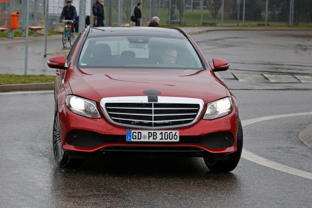 2016 Mercedes E Serisi Estate Hafif Kamuflajl� Resim Galerisi 