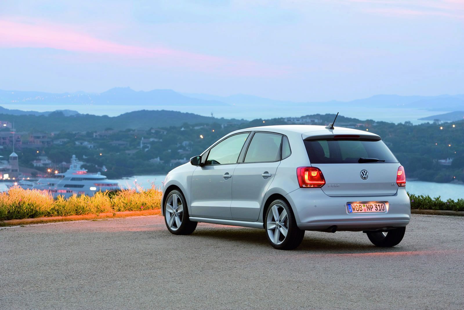VOLKSWAGEN POLO GALER