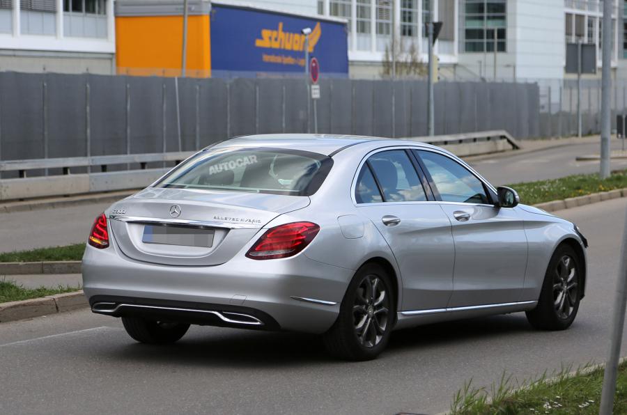 2017 Mercedes C Serisi Hafif Kamuflajl� Resim Galerisi