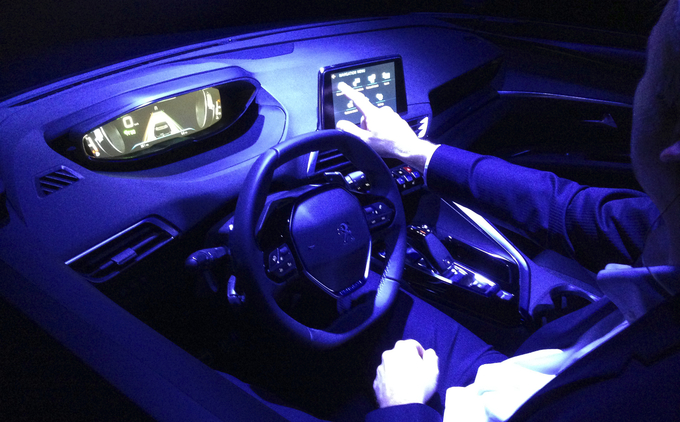 Yeni 2017 Peugeot i-Cockpit Resim Galerisi