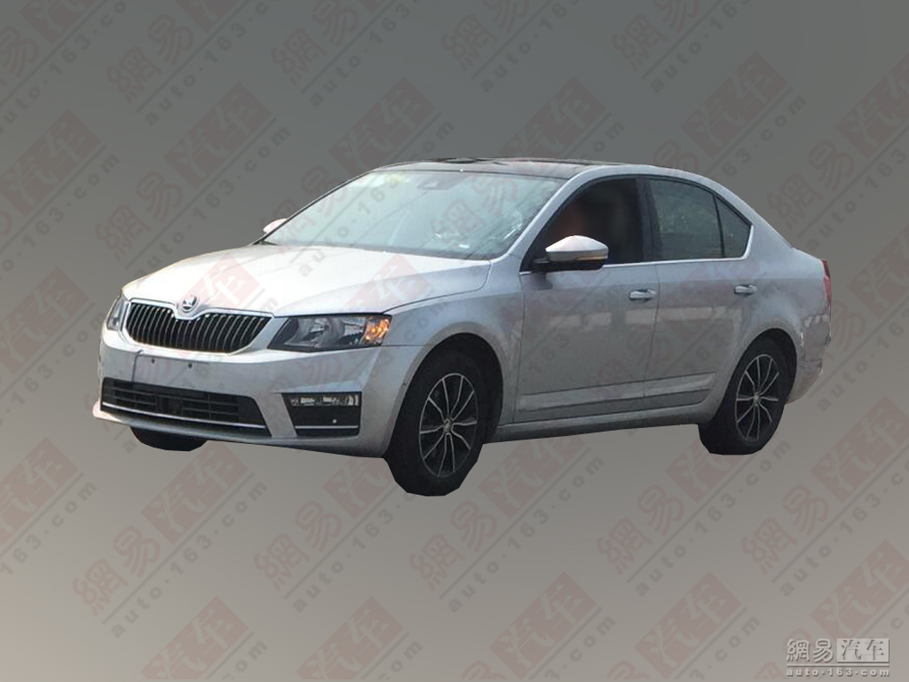 Skoda Octavia'n�n Makyajl� G�r�nt�leri