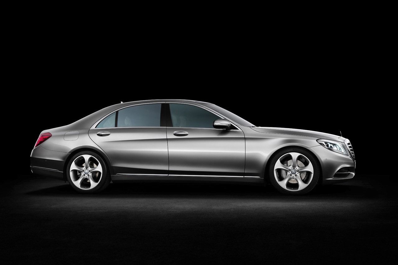 MERCEDES YEN S SERS RESM GALERS (2)