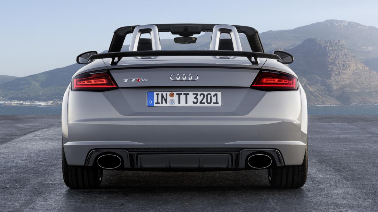 2016 Audi TT RS Coupe ve Roadster Galerisi