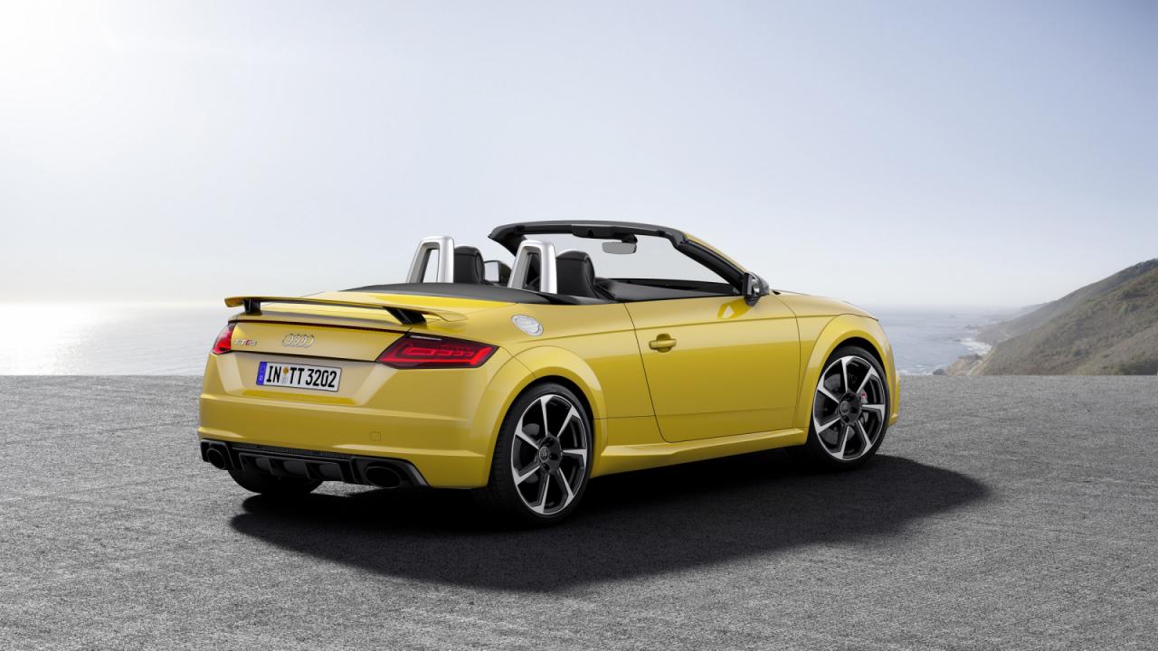 2016 Audi TT RS Coupe ve Roadster Galerisi
