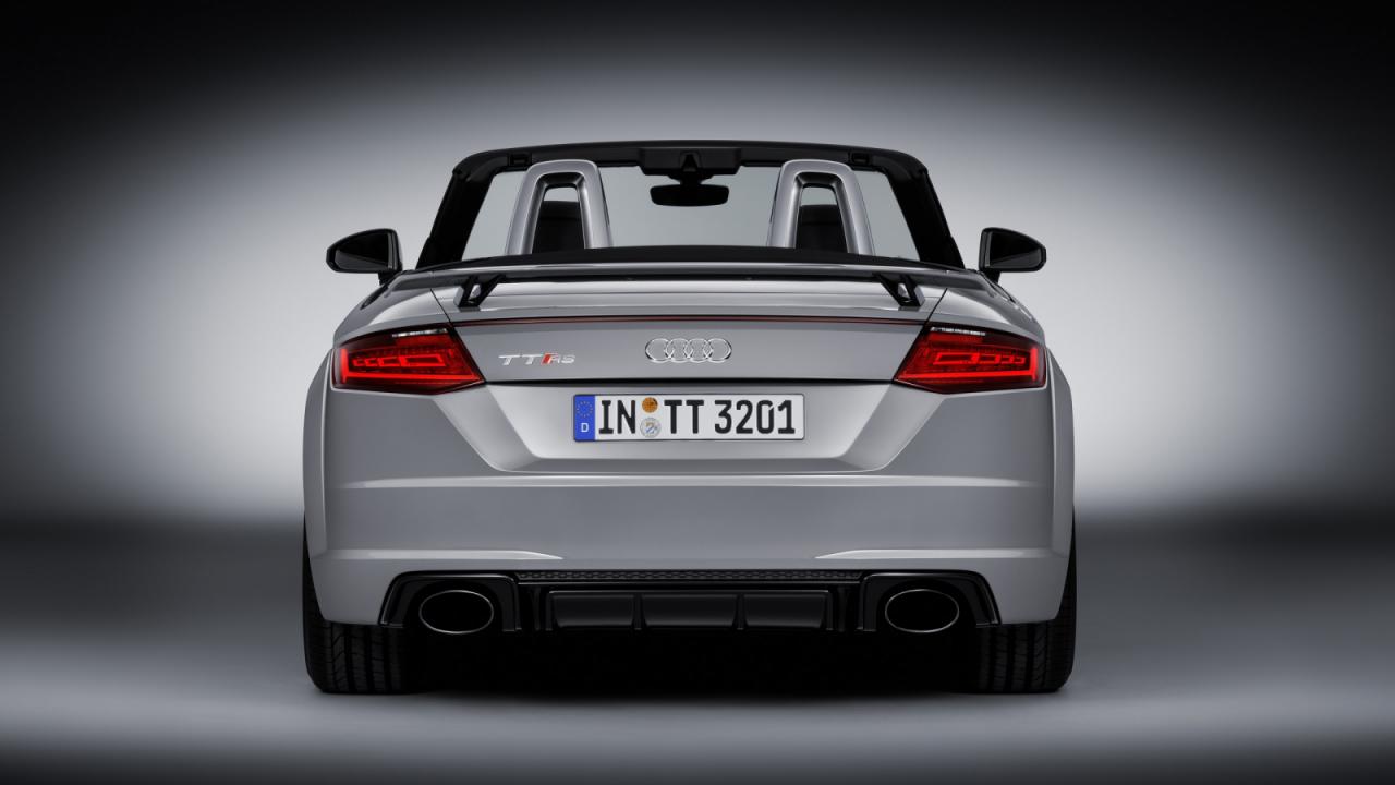 2016 Audi TT RS Coupe ve Roadster Galerisi